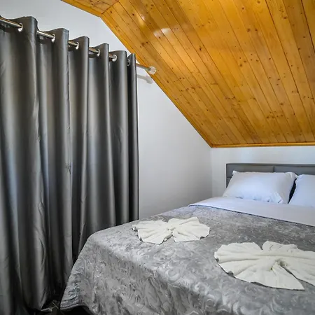 Bujtina Kodra Maison d'hôtes *